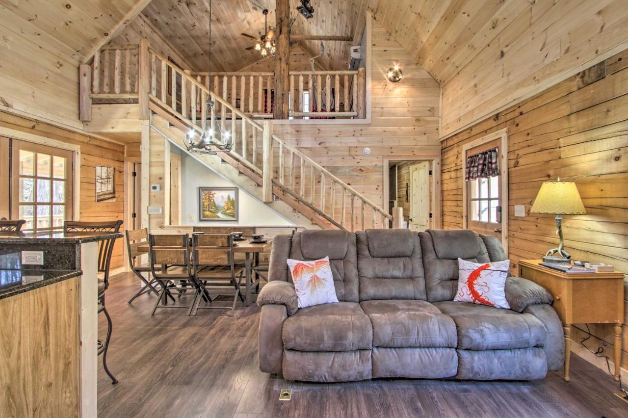 The Phoenix Cabin With Hot Tub In Gatlinburg! Dış mekan fotoğraf